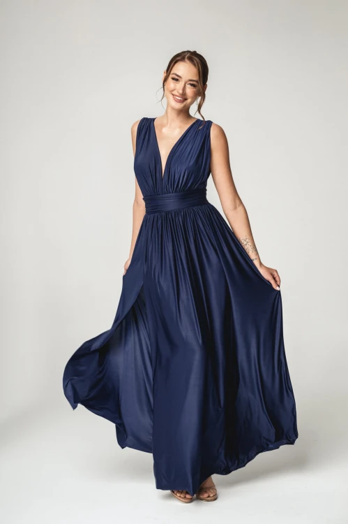 Aurelia sukienka maxi w kolorze granatowym
