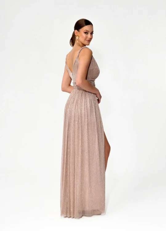 zwiewna sukienka maxi champagne beige z lekkim połyskiem